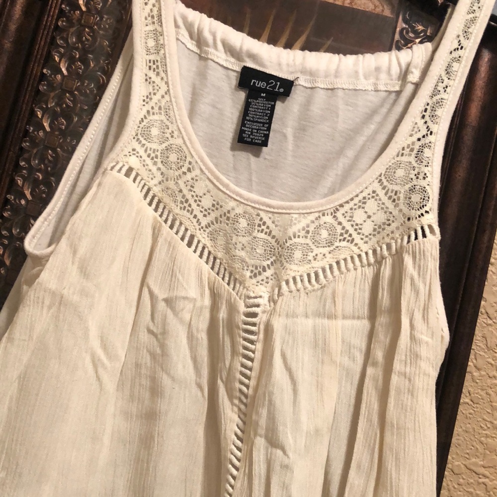 Gently worn Rue21 flowy top. Medium. Lace/crotchet design Ivory. - Picture 8 of 15
